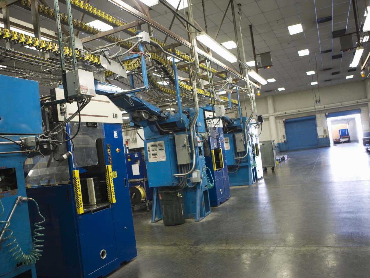  CNC加工廠房設立注意事項？打造高效能生產基地的完整指南 